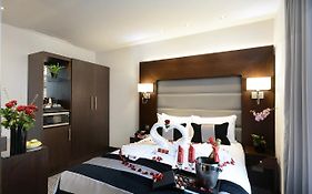 Paddington Court Executive Rooms 4*